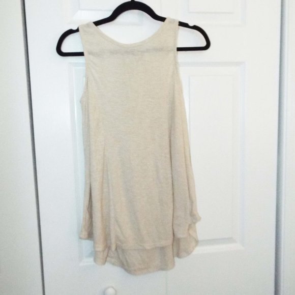 THYME & HONEY NATURAL TAN RIBBED KNIT LACE UP BACK HI-LO FLOWY TANK TOP SIZE M - Picture 1 of 5